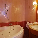 Hotell Ecoland 3*