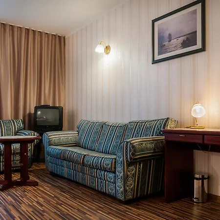 Hotell Ecoland 3*