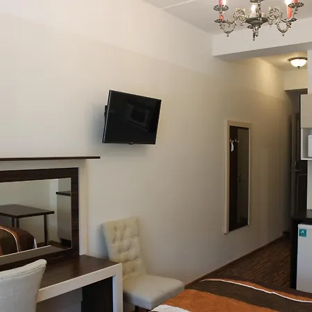Ecoland Hotell 3*