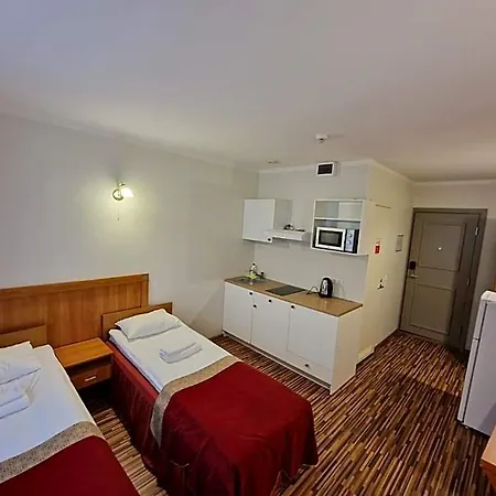 Ecoland Hotell 3*
