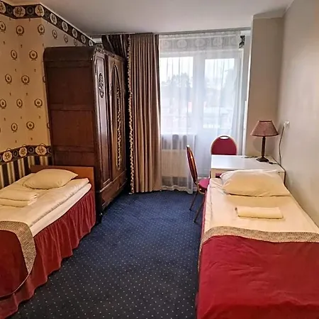 Hotell Ecoland 3*