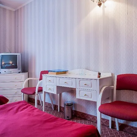 Ecoland Hotell 3*